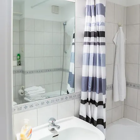 Im Haus Nordland Nordland, App 83, Badewanne